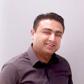 Dr. Vijayant Kapur Ottawa - Dentist At Trillium Dental